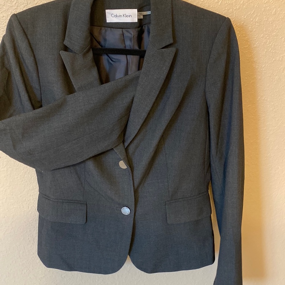 Calvin Klein. Gray Blazer. Size 8.